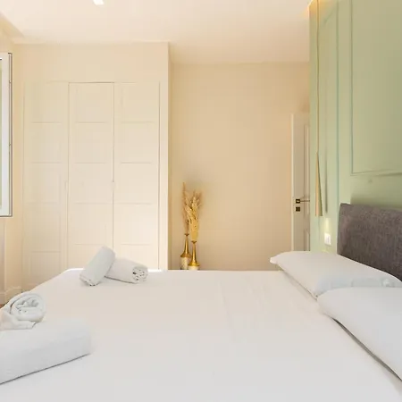 La Dolce Cavour Apartment Rome